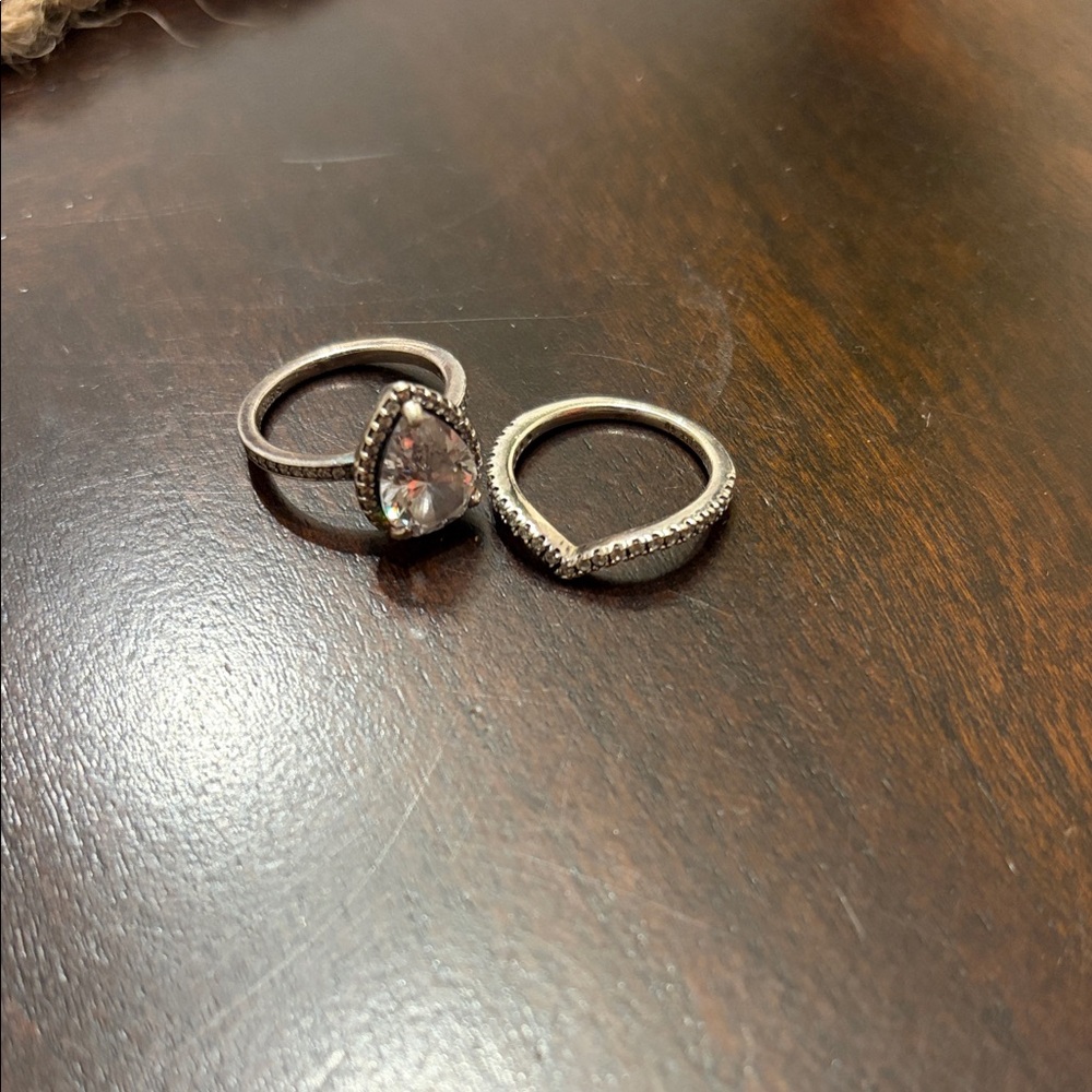 Pandora Silver Ring Set with Clear Stone 4.5/5